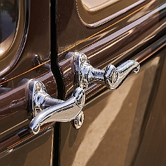 218